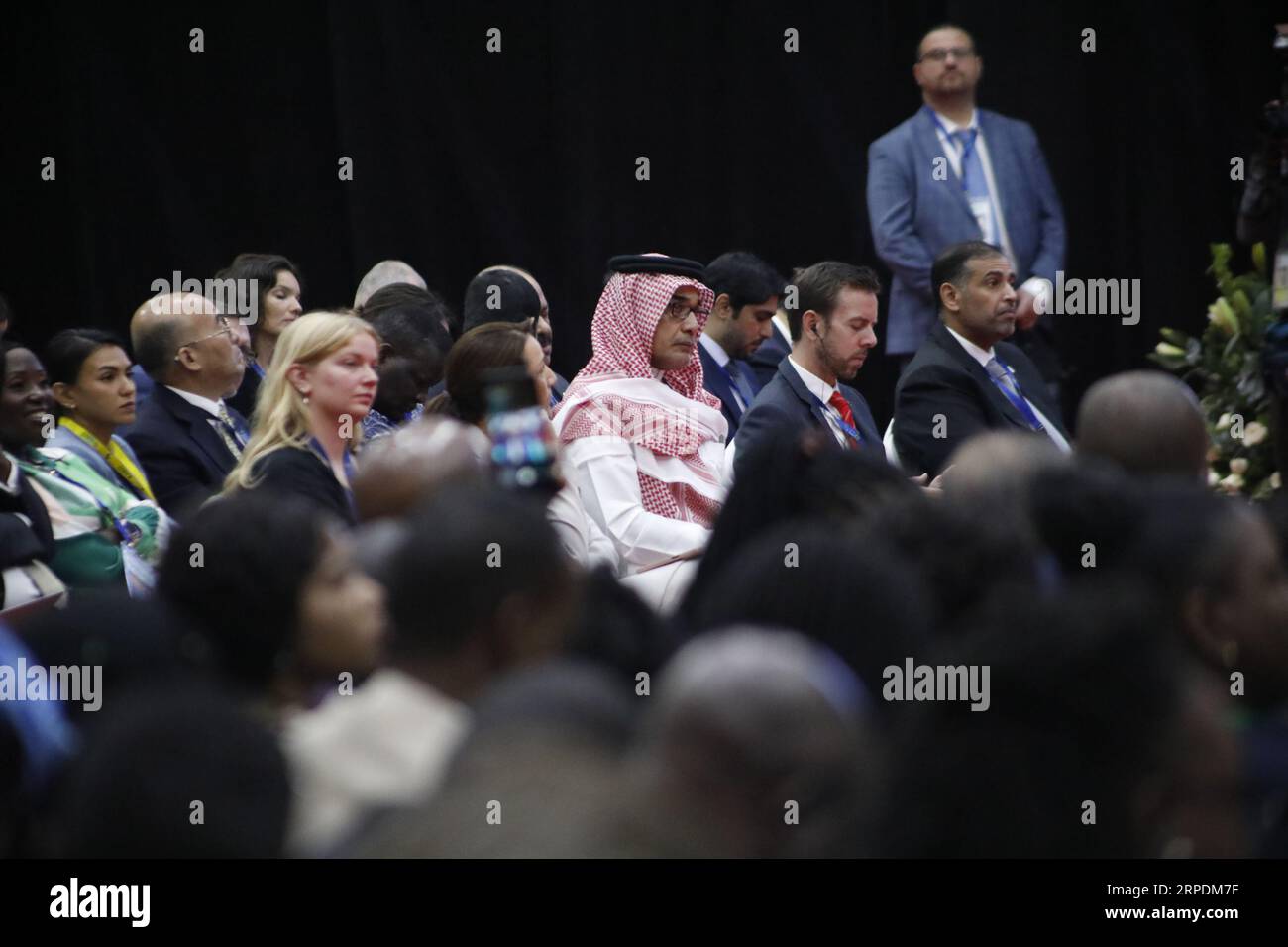 Nairobi, Kenia. September 2023. Die Delegierten hören die Reden während des ersten Tages des Afrika-Klimagipfels im Kenyatta International Conference Centre (KICC) in Nairobi. Quelle: SOPA Images Limited/Alamy Live News Stockfoto