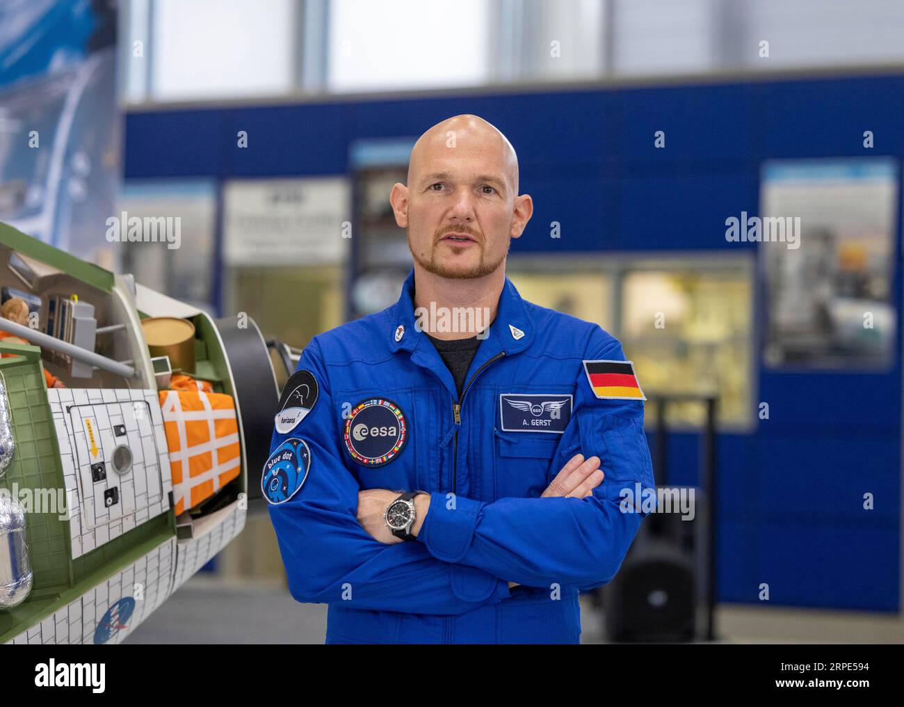 Köln, Deutschland. September 2023. ESA-Astronaut Alexander Gerst steht im Astronautenzentrum der Europäischen Weltraumorganisation in Köln. Quelle: Thomas Banneyer/dpa/Alamy Live News Stockfoto