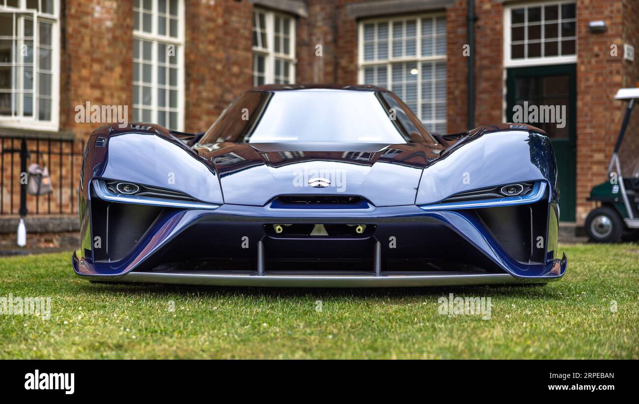 NIO EP9 Supersportwagen auf dem Bicester Schwungrad im Bicester Heritage Centre am 17. Juni 2023. Stockfoto