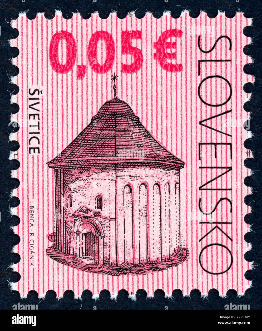 Kulturelles Erbe der Slowakei: Rotunde von St. Margaret in Šivetice. Briefmarke, die 2009 in der Slowakei ausgestellt wurde. Stockfoto
