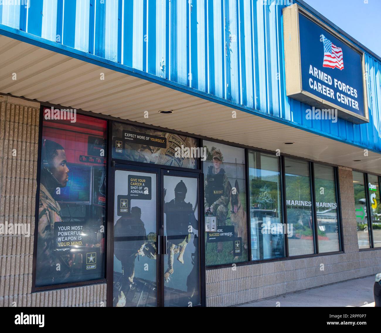 Ein Rekrutierungszentrum der United States Armed Forces in Torrington, Connecticut Stockfoto