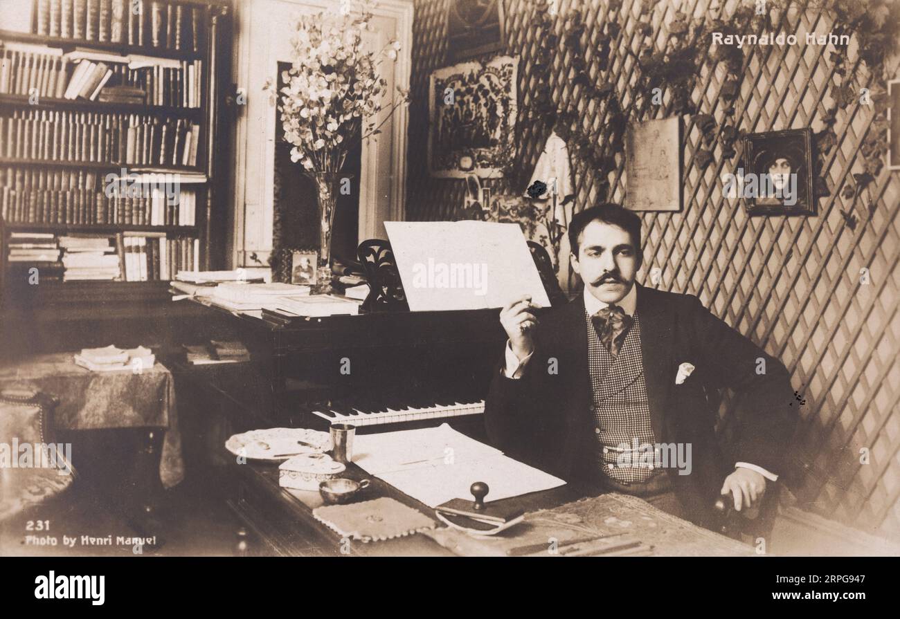 Reynaldo Hahn de Echenagucia Portrait, 1874–1947, war ein in Venezuela geborener französischer Komponist, Dirigent und Sänger, fotografische Postkarte von Henri Manuel aus dem Jahr 1900 Stockfoto