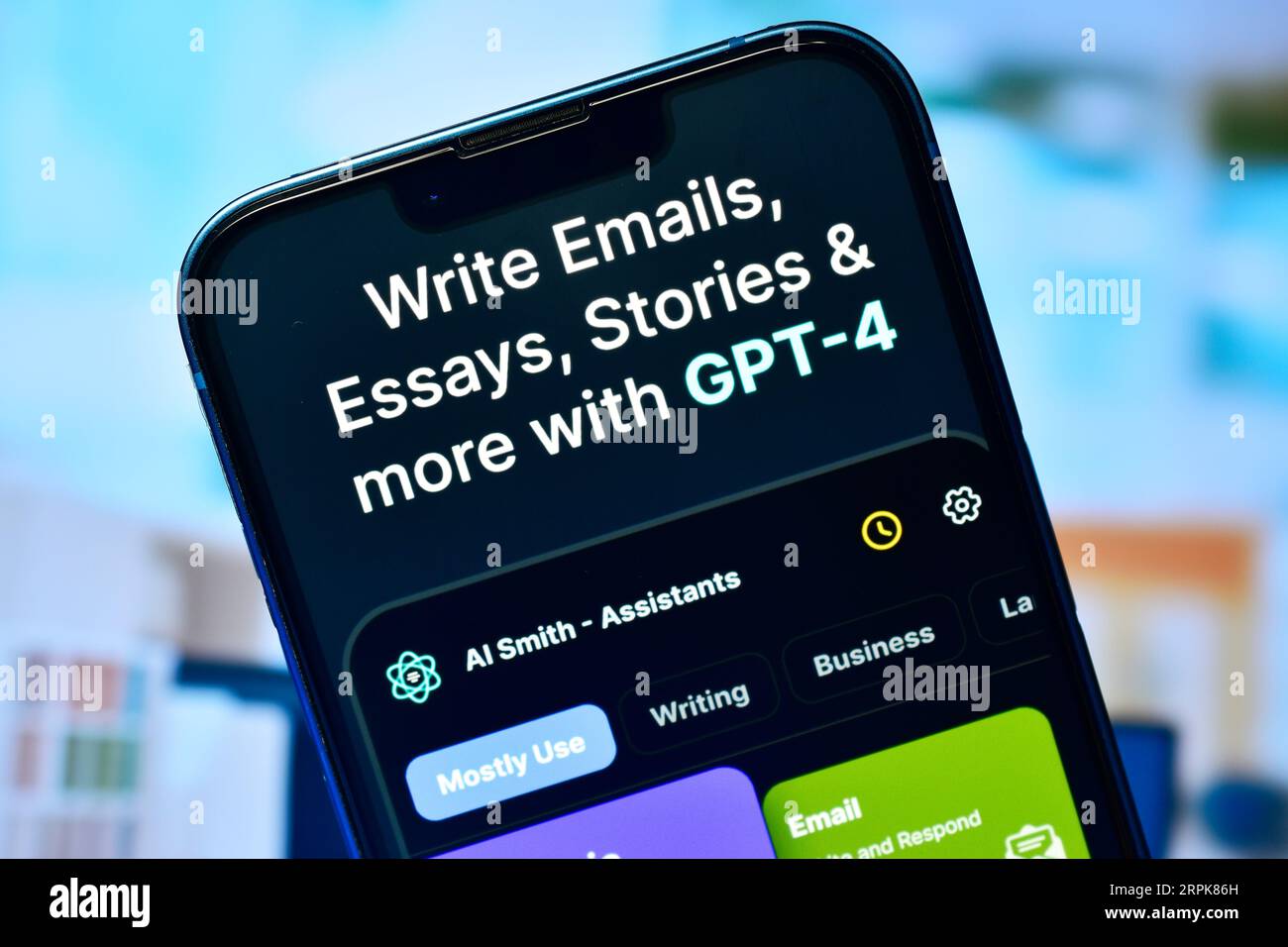 Delhi, Indien 4. September 2023:- Gpt4 E-Mail- und Essay-Tool auf Smartphone Stockfoto