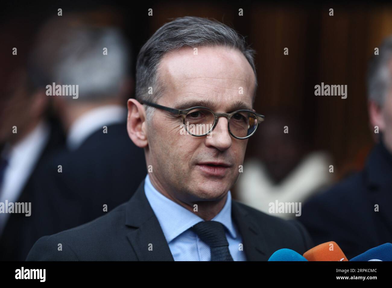 200107 -- BRÜSSEL, 7. Januar 2020 -- Bundesaußenminister Heiko Maas spricht nach einem Treffen zu Libyen mit dem Hohen Vertreter der EU für Außen- und Sicherheitspolitik Josep Borrell Fontelles in Brüssel, Belgien, am 7. Januar 2020 vor den Medien. BELGIEN-BRÜSSEL-EU-FM-SITZUNG ZhengxHuansong PUBLICATIONxNOTxINxCHN Stockfoto