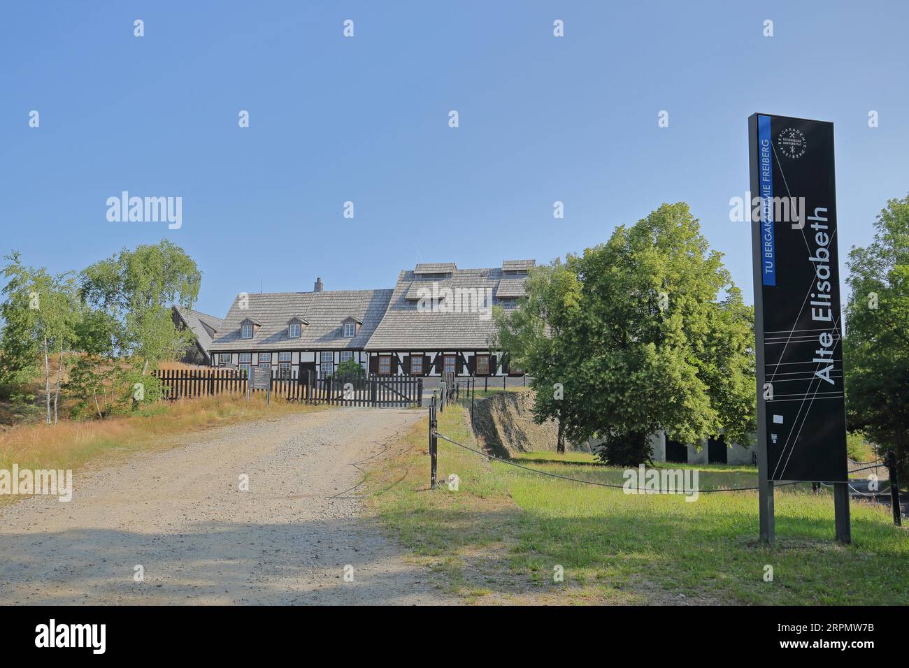 Ehemaliges historisches Bergwerk Alte Elisabeth Fundgrube Himmelfahrt, technisch, Universität, TU, Bergakademie, UNESCO-Bergbaugebiet, Zeche, Bergbau Stockfoto