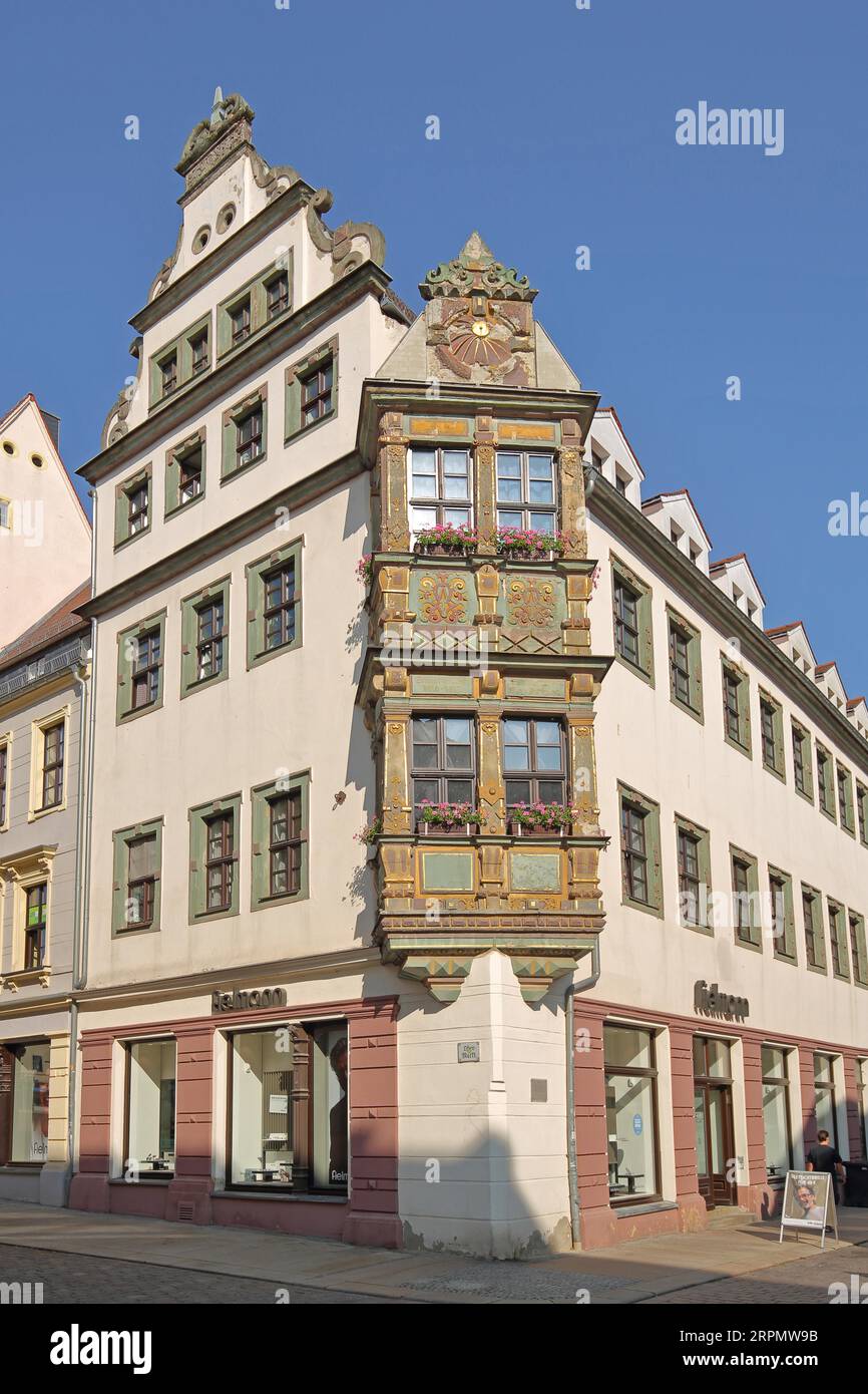 Historisches Gebäude mit Erkerfenster im Mannerismus, Renaissance und Barock, Ornamente, Burgstraße, Freiberg, Sachsen, Deutschland Stockfoto