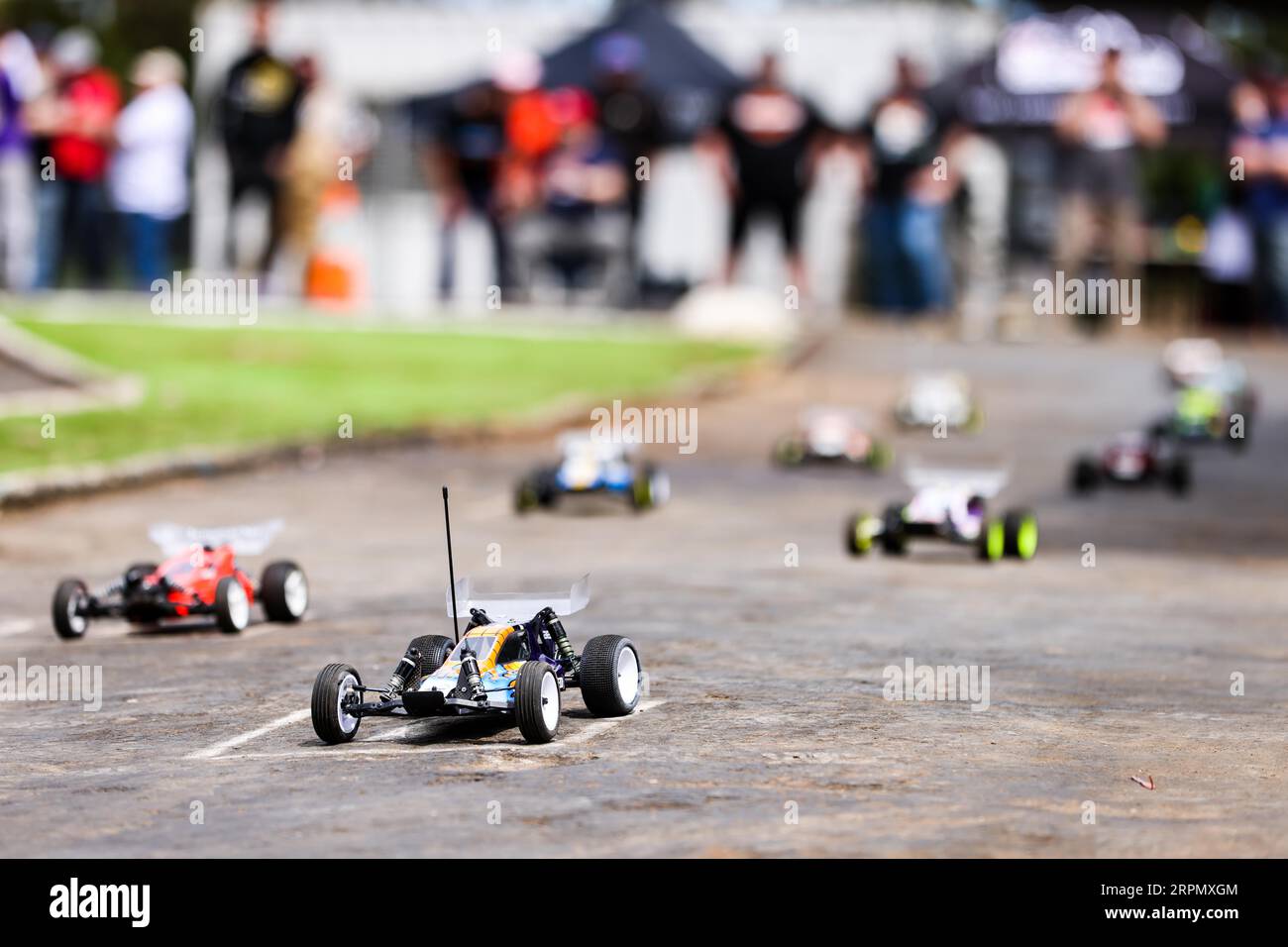 MELBOURNE, AUSTRALIEN, OKTOBER 30: Die erste Vintage Bash RC-Veranstaltung auf dem Keilor Offroad Circuit (KEORCA) am 30. Oktober 2022 Stockfoto