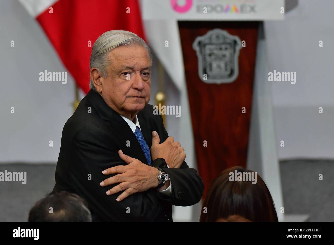 Toluca, Mexiko. September 2023. 4. September 2023 Toluca, Mexiko: Andres Manuel López Obrador, Präsident von Mexiko, während des sechsten und letzten Regierungsberichts von Alfredo del Mazo Maza, Gouverneur des Staates Mexiko, im Regierungspalast des Staates Mexiko abgehalten. Am 4. September 2023 in Toluca, Mexiko. (Foto: Arturo Hernández/Eyepix Group/SIPA USA) Credit: SIPA USA/Alamy Live News Stockfoto