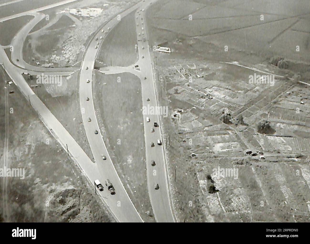 Aus der Luft in Richtung Süden in Richtung Port St. Separation, das sich nördlich des nördlichen Endes des Dual-Dual-Abschnitts der USW 1 am Newark Airport befindet. September 1947 Stockfoto