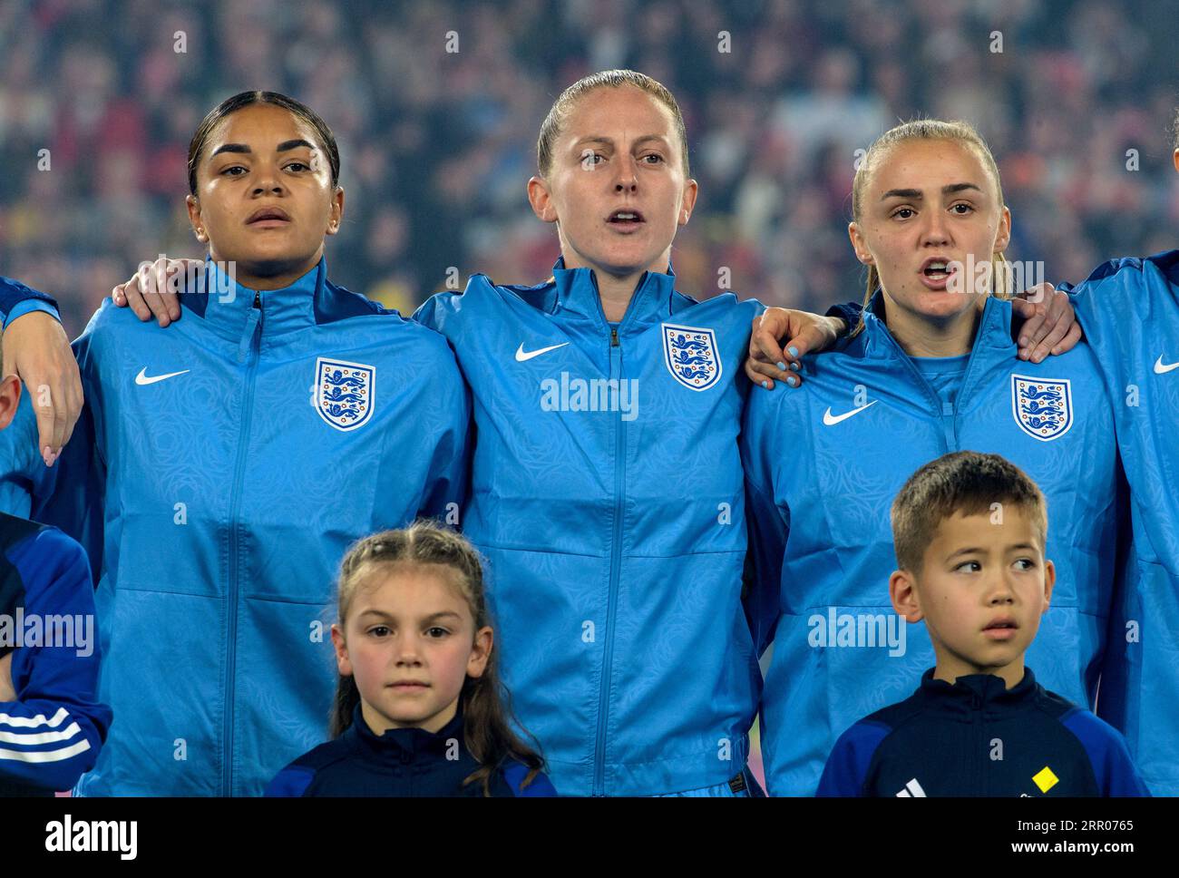 HONGKONG SAR, CHINA. AUGUST 2023. Finale der FIFA Fußball-Weltmeisterschaft der Frauen 2023. Das England Team stellt sich vor dem Finale für die Nationalhymnen an Stockfoto