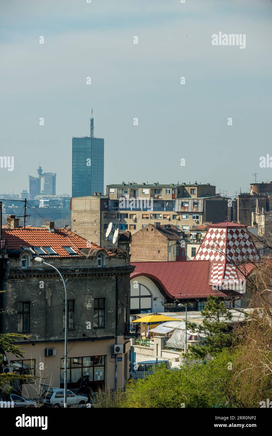 Bild der Dächer der Gebäude im Zentrum von Belgrad Stockfoto
