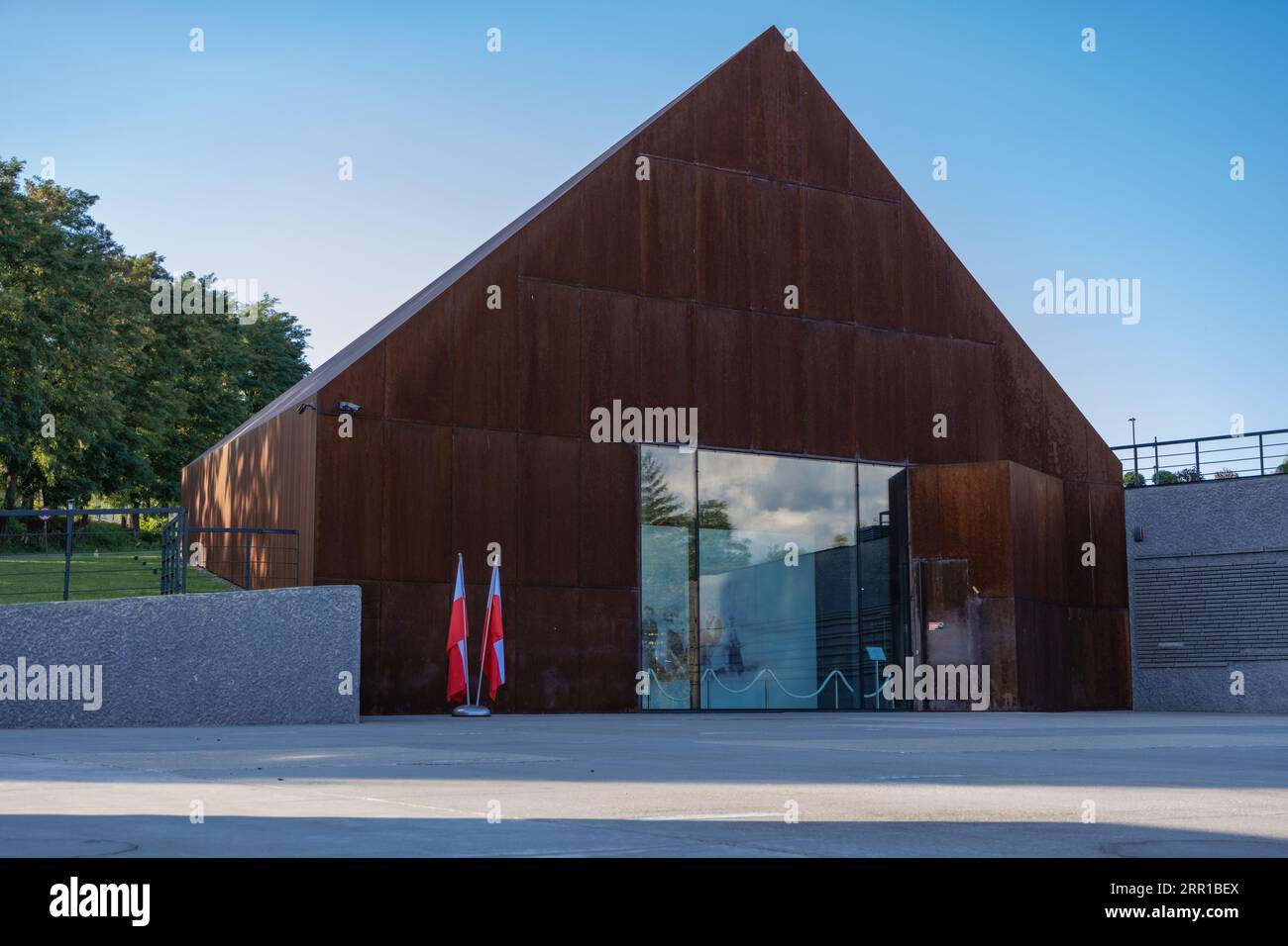Markowa, Polen - September 2023, Ulma Family Museum of Poles Saving Jews in World war II, Front Building from the Outside, Ulmowie z Markowej, Polska Stockfoto