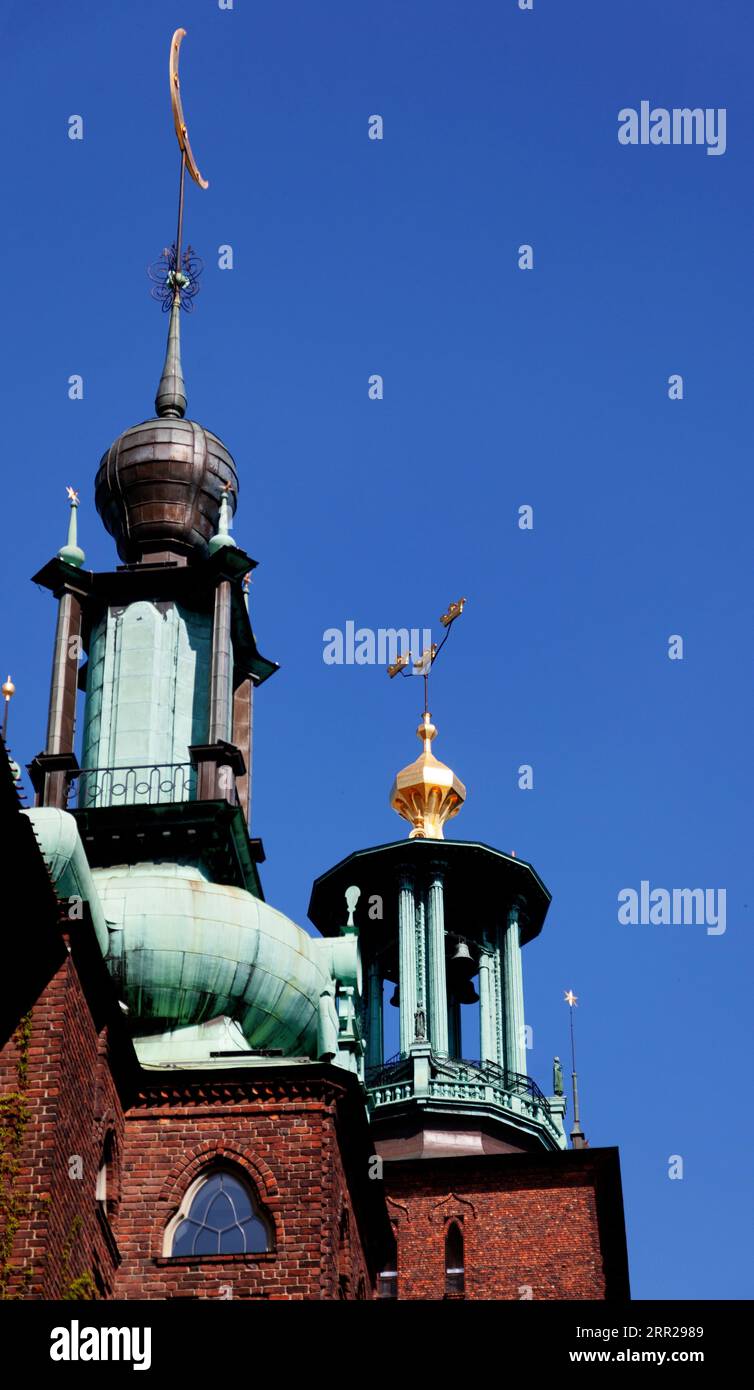 Stockholm, Schweden - 23. Mai 2023: Die beiden größten Türme des Rathauses Stockfoto