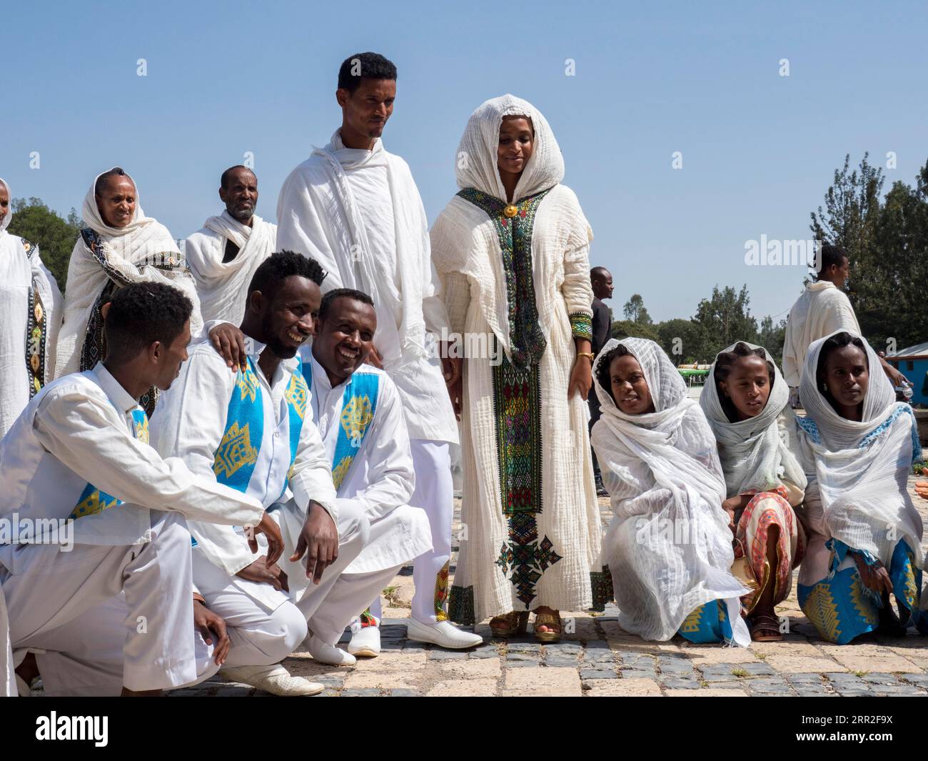Hochzeitspaar in weißem Kleid, Hochzeitsfeier, Äthiopien Stockfoto