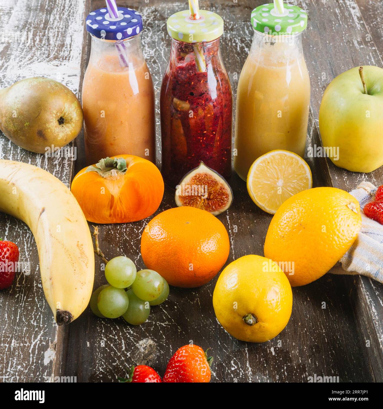 Gesunde Früchte rund um Smoothie Stockfoto