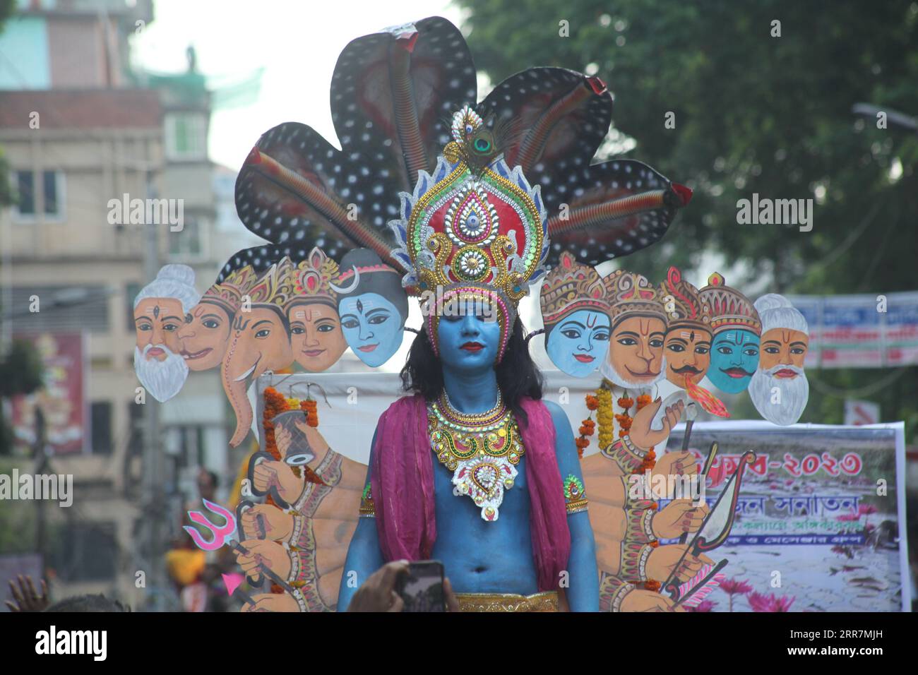 Dhaka Bangladesch September 6,2023.Bangladeschisch-hinduistische Gläubige nehmen an einer Prozession während der Feier von Janmashtami oder Lord Krishnas Birthda Teil Stockfoto