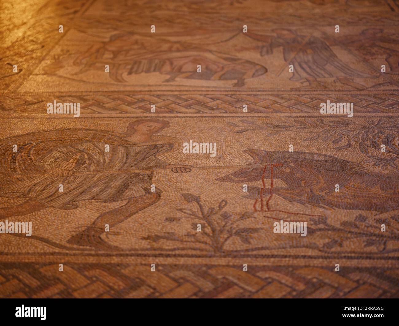 Rhodos, Griechenland - 21. April 2023: Mosaik mit mythologischem Thema im Museum im Palast des Großmeisters der Ritter von Rhodos. Stockfoto