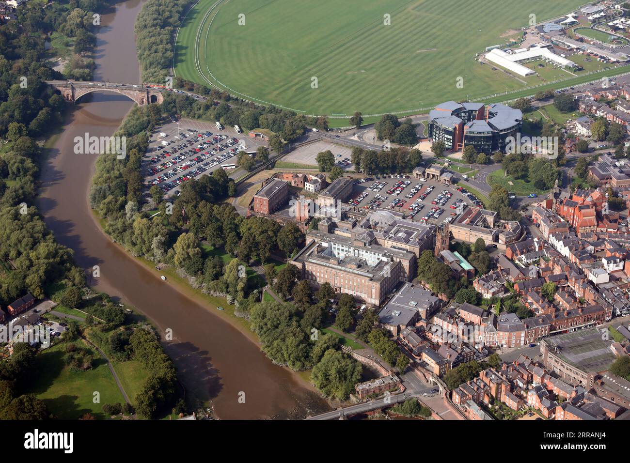 Luftaufnahme des Chester Crown Court, County Hall, University of Chester, Wheeler Stockfoto