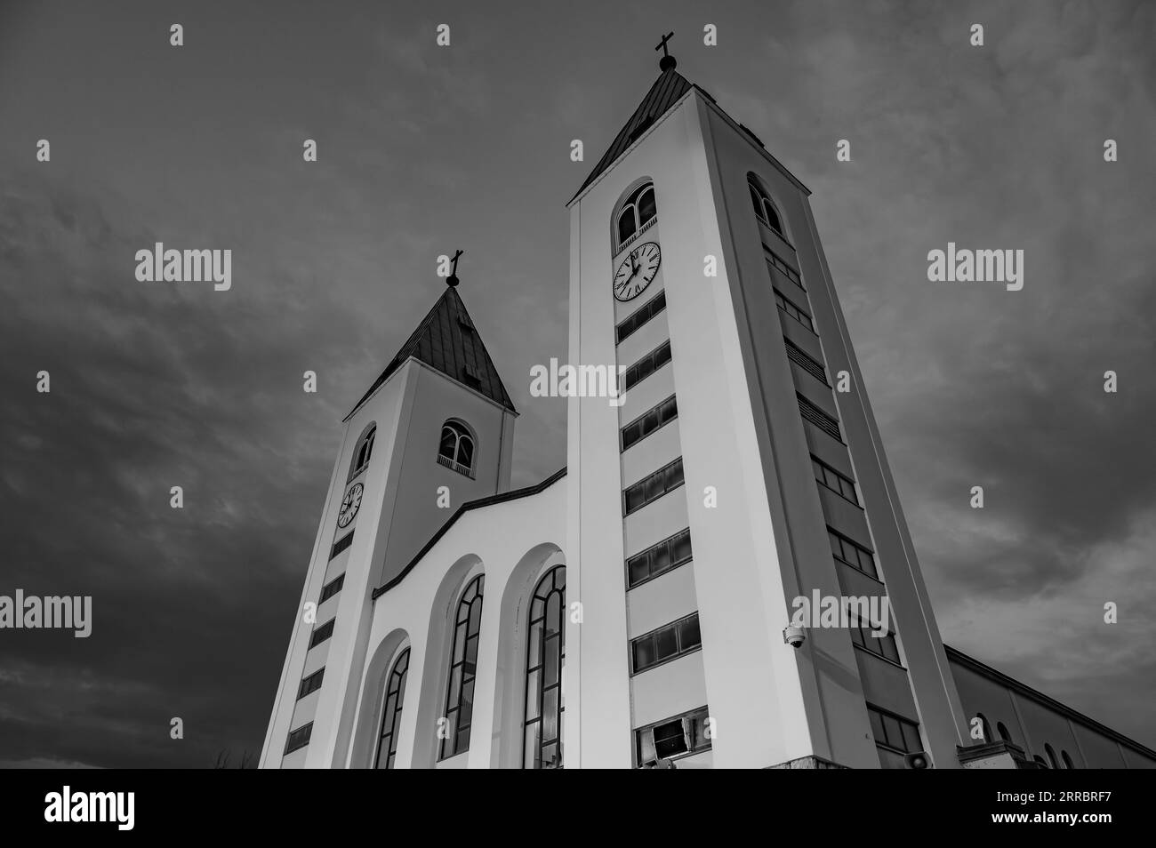 Die Pfarrkirche St. James ist der wichtigste Ort der Anbetung in Medjugorje, dem Ort in Bosnien-Herzegowina, der für die Erscheinungen der Jungfrau Ma berühmt ist Stockfoto