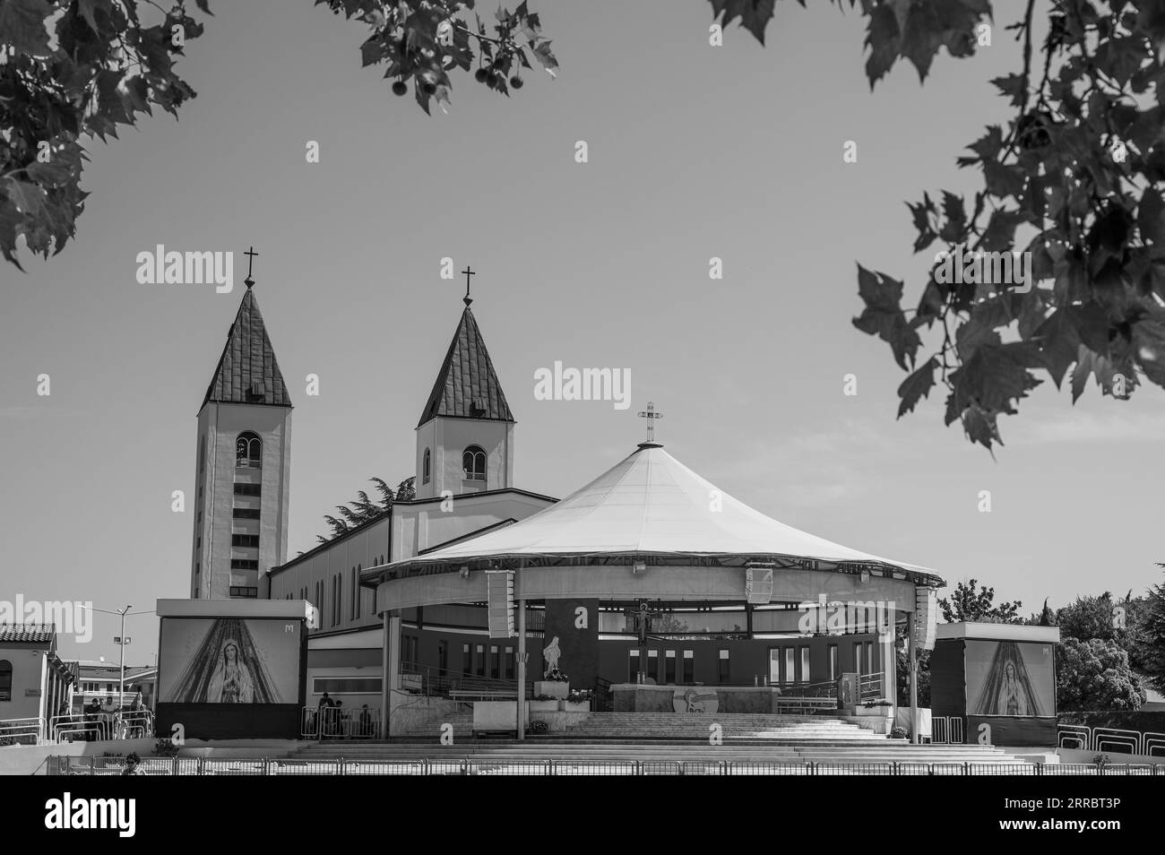 Die Pfarrkirche St. James ist der wichtigste Ort der Anbetung in Medjugorje, dem Ort in Bosnien-Herzegowina, der für die Erscheinungen der Jungfrau Ma berühmt ist Stockfoto