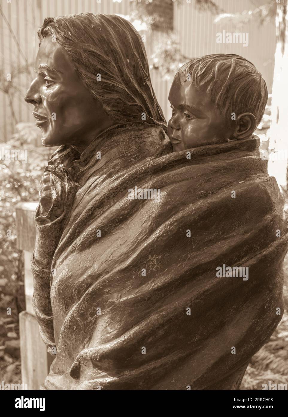 FORT CLATSOP, OREGON, USA – Sacagawea-Statue im Lewis and Clark National Historicial Park. Stockfoto