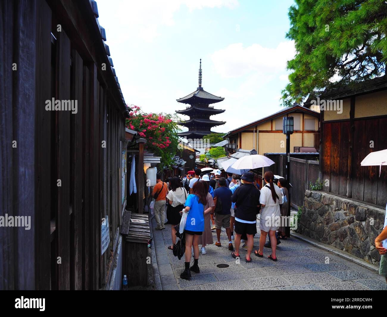 Kyoto, Japan - Tempel, Schreine, Märkte und Gärten in der alten imperialen Hauptstadt und dem kulturellen Herzen Japans Stockfoto