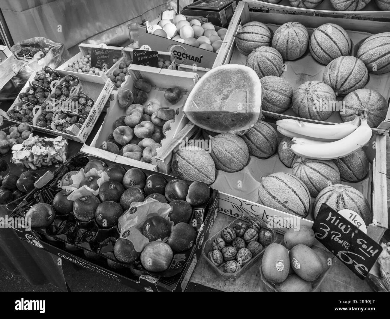 Black and White Organic Food Market, Paris, Frankreich, Europa, EU. Stockfoto