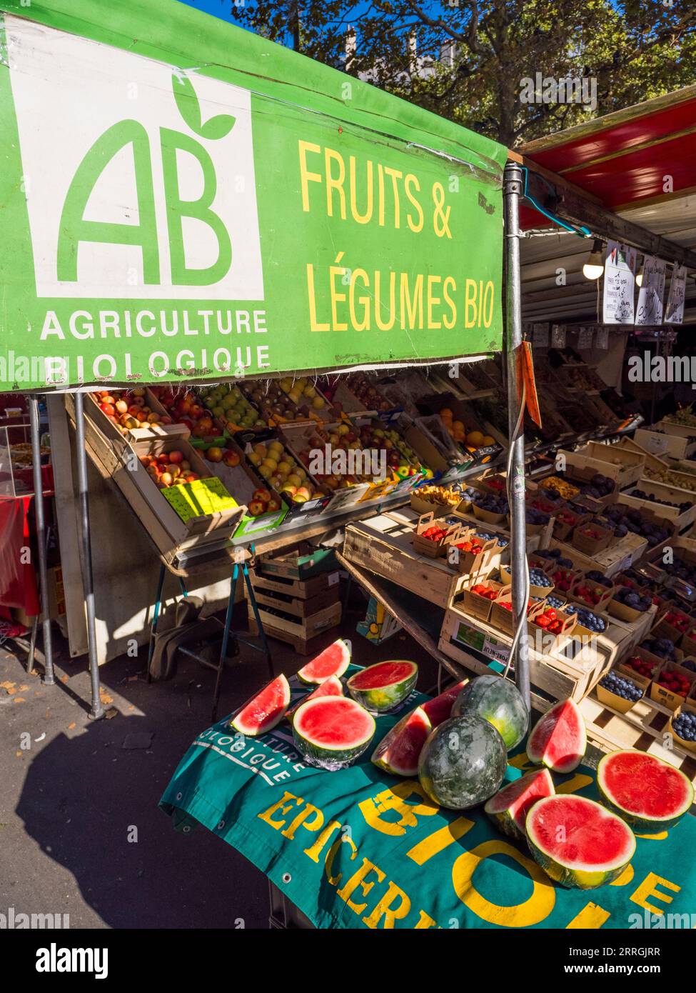 Zeichen Für Bio-Lebensmittel, Markt Für Bio-Lebensmittel, Paris, Frankreich, Europa, EU. Stockfoto