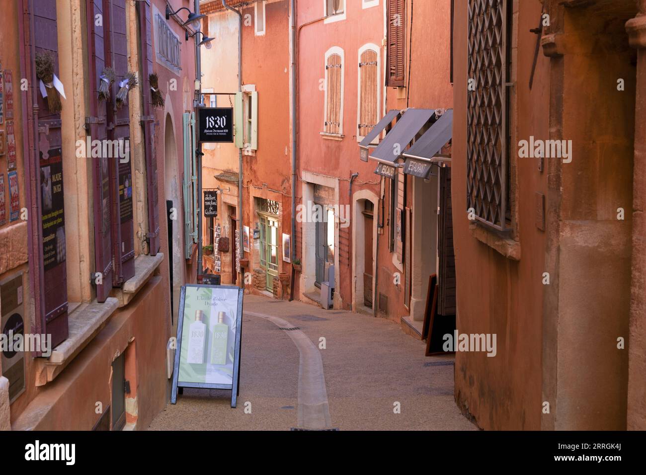 Rue Richard Casteau, Roussillon, Provence, Frankreich Stockfoto