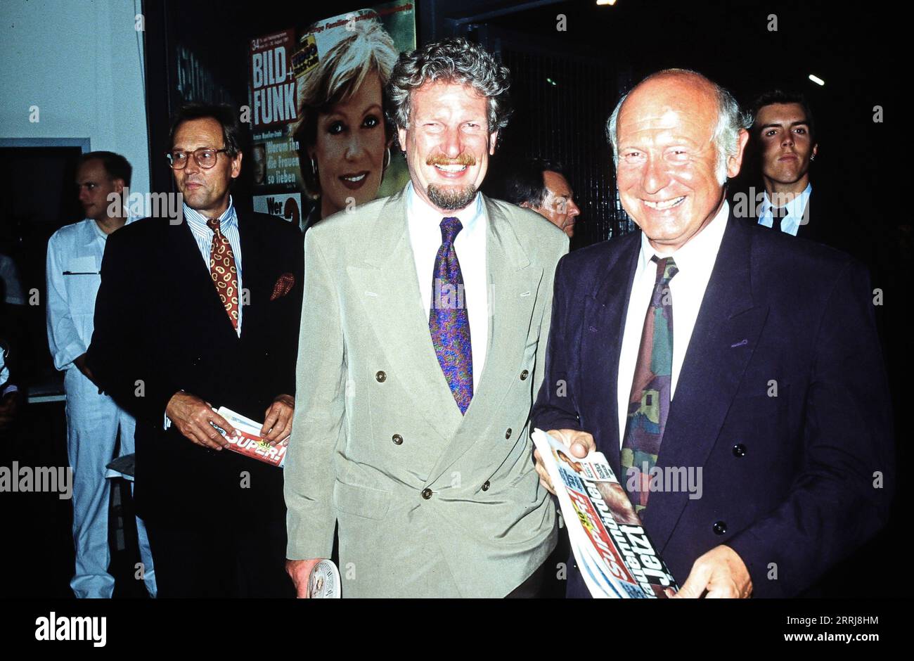 Peter Voß, deutscher Journalist (links), mit Kollege Dieter Kronzucker, Deutschland um 1997. Stockfoto