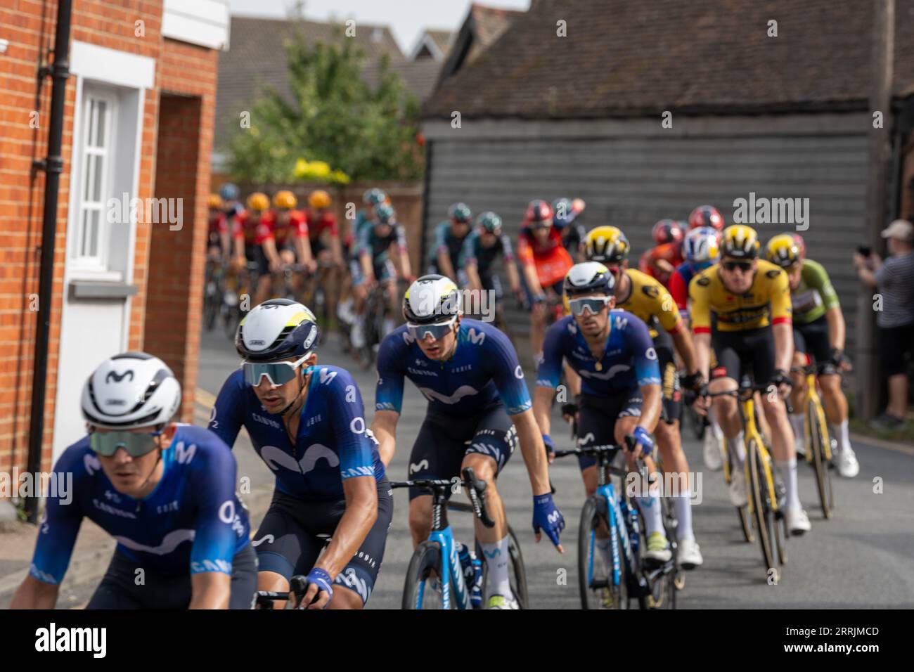 Ingatestone Essex 08 Sep 2023 Tour of Britain Bike Race verläuft durch die Mitte von Ingatestone Essex UK Credit: Ian Davidson/Alamy Live News Stockfoto