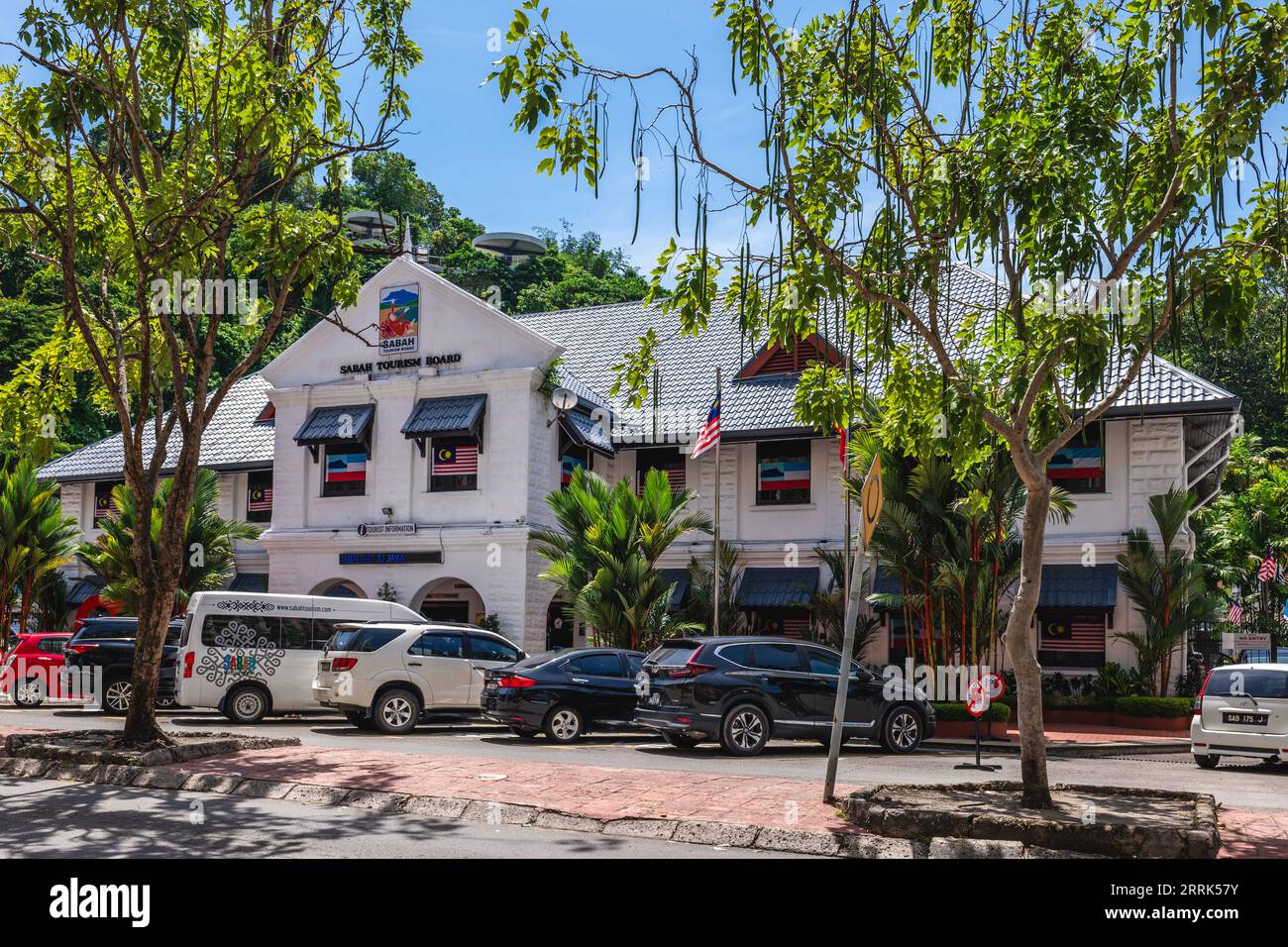 31. August 2023: Das Hauptquartier des Sabah Tourism Board, ehemaliges Jesselton Post Office, in Kota Kinabalu, Malaysia wurde 191 errichtet Stockfoto