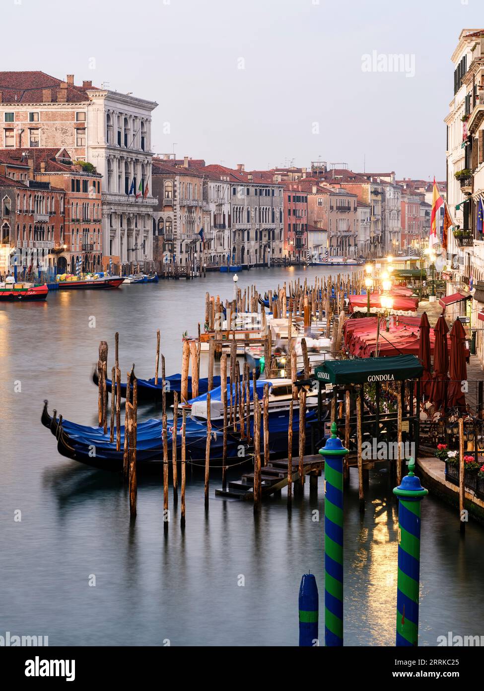 Blick von der Rialto-Brücke in Venedig, Stockfoto