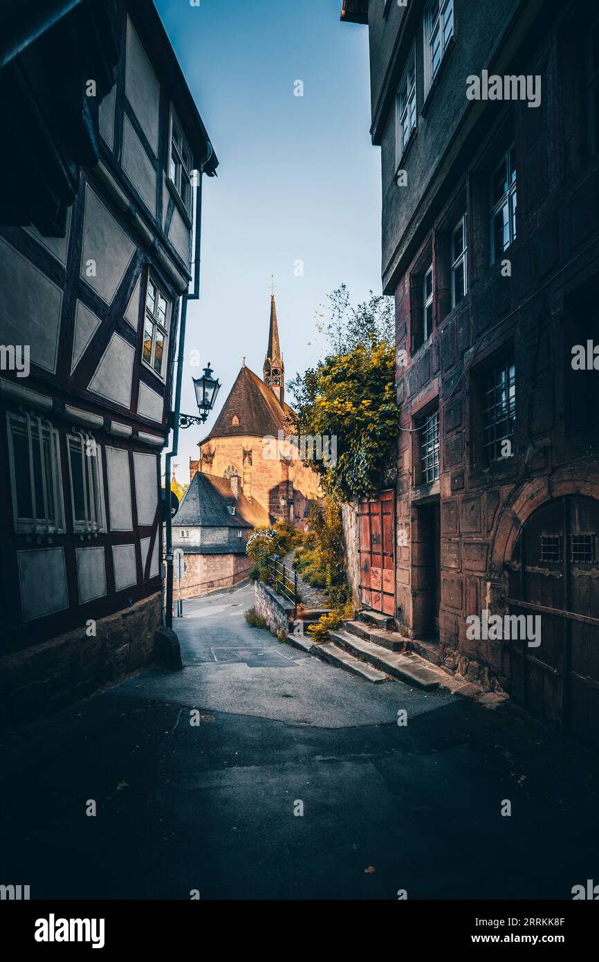 Schöne Altstadt und historische Fachwerkhäuser in der Universitätsstadt Marburg, Hessen, Deutschland Stockfoto