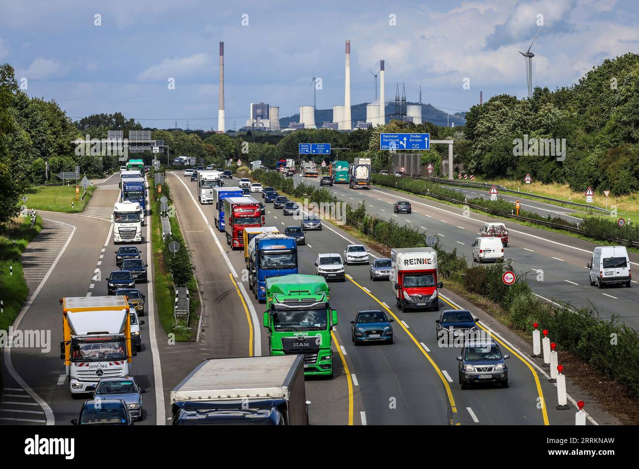 Rush Hour auf der Autobahn A2, Bottrop, Ruhrgebiet, Nordrhein-Westfalen, Deutschland Stockfoto