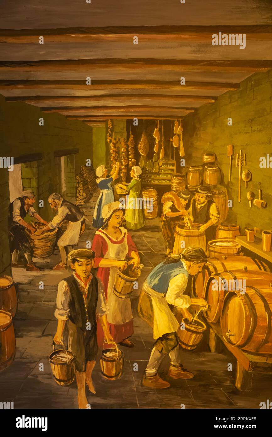 England, Dorset, Shaftesbury, Gold Hill Museum, Gemälde, die den einmaligen Pub-Lagerbereich in der St. Peter's Church Krypta darstellen Stockfoto