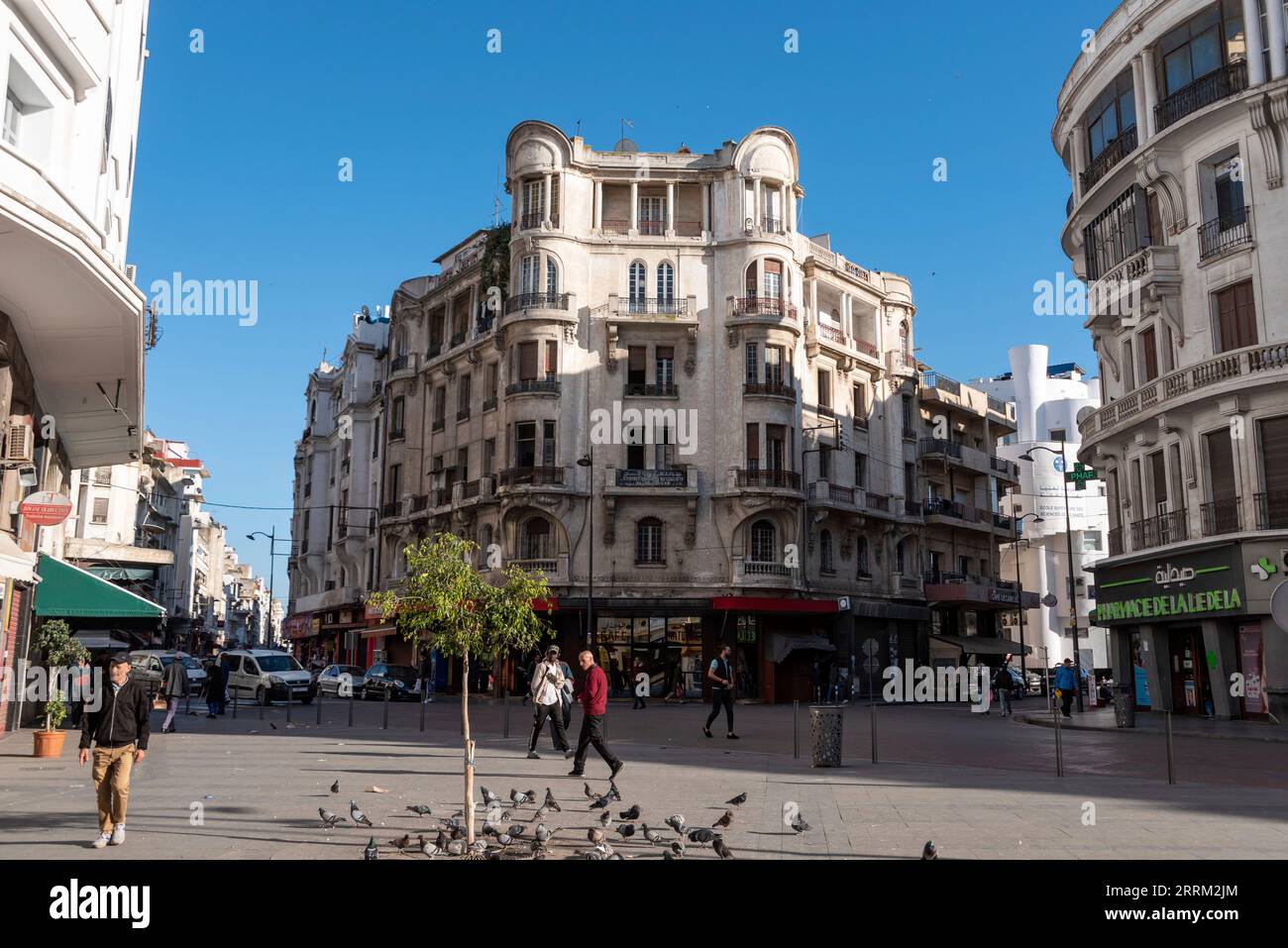 Alte verfallene Art déco-Häuser in der Ville Nouvelle von Casablanca, Marokko Stockfoto