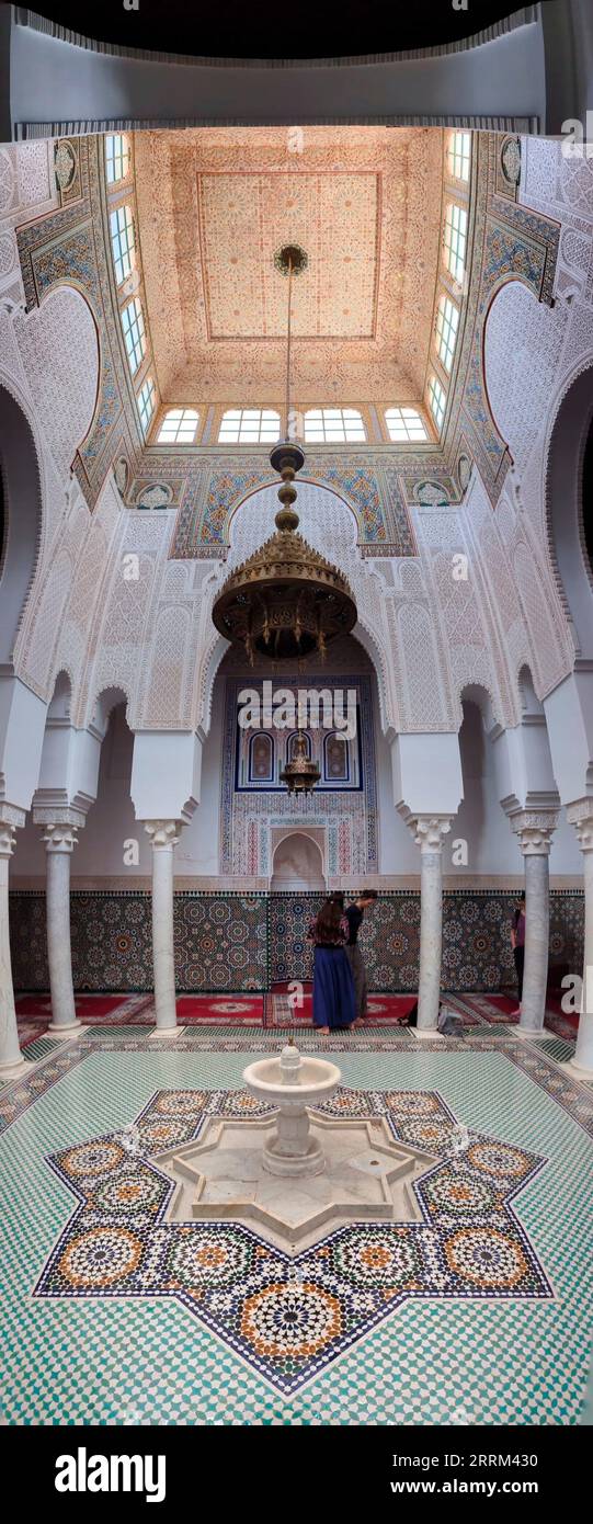 Meknes, Marokko, berühmtes Mausoleum von Moulay Ismail in der Innenstadt von Fes, Marokko Stockfoto