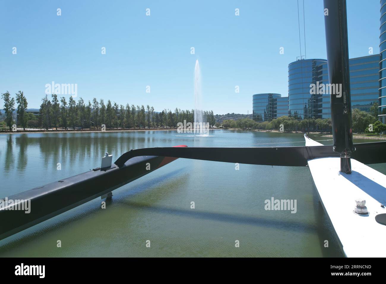 12.6.2022: Redwood Shores, Kalifornien: Luftaufnahme des Katamarans auf dem Oracle Campus, Redwood Shores, Kalifornien Stockfoto