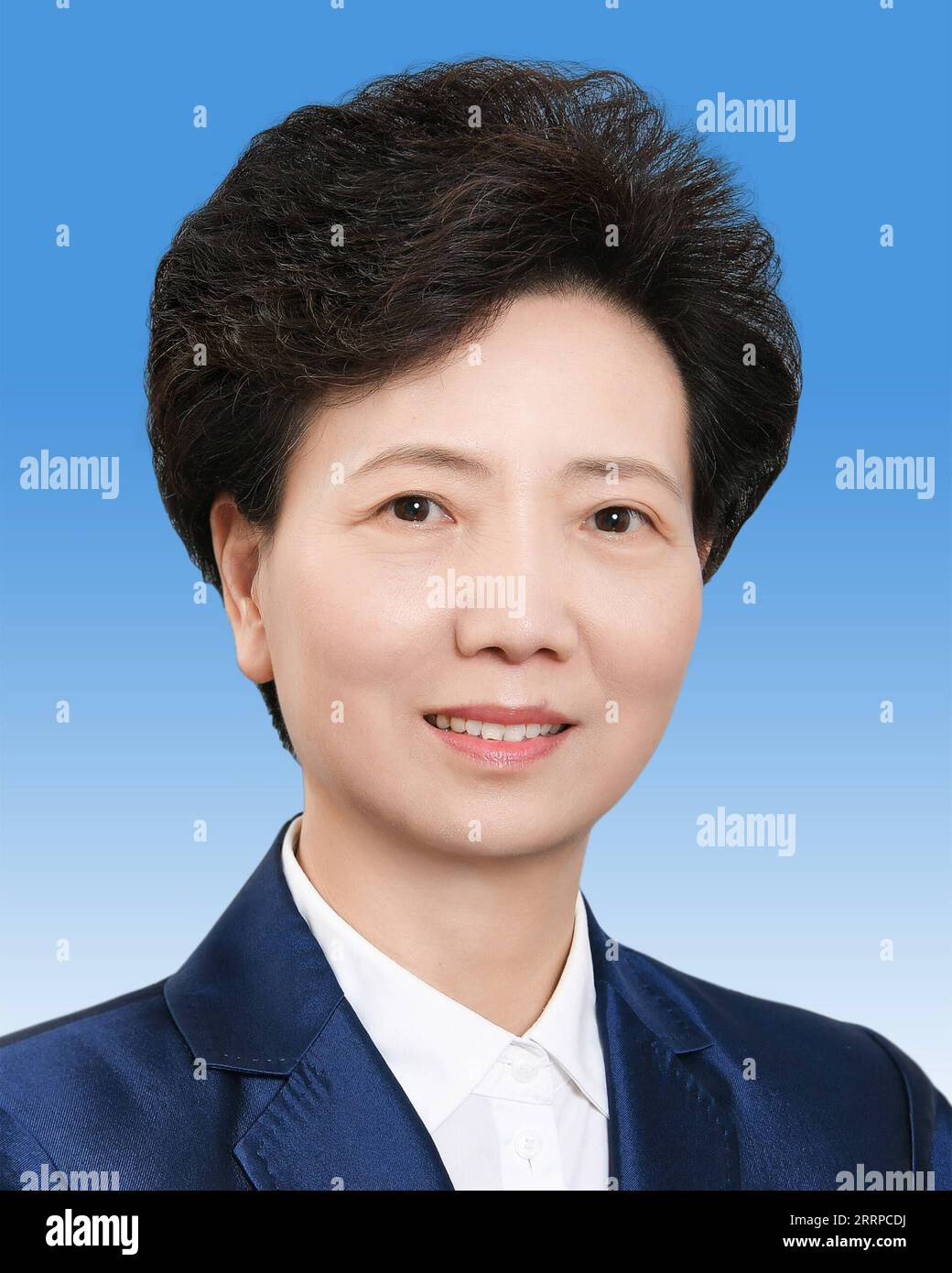 230312 -- PEKING, 12. März 2023 -- Shen Yiqin wird auf der ersten Sitzung des 14. Nationalen Volkskongresses in Peking, Hauptstadt Chinas, am 12. März 2023 als chinesischer Staatsrat bestätigt. ZWEI SESSIONSCHINA-BEIJING-SHEN YIQIN-STAATSRAT CN XINHUA PUBLICATIONXNOTXINXCHN Stockfoto
