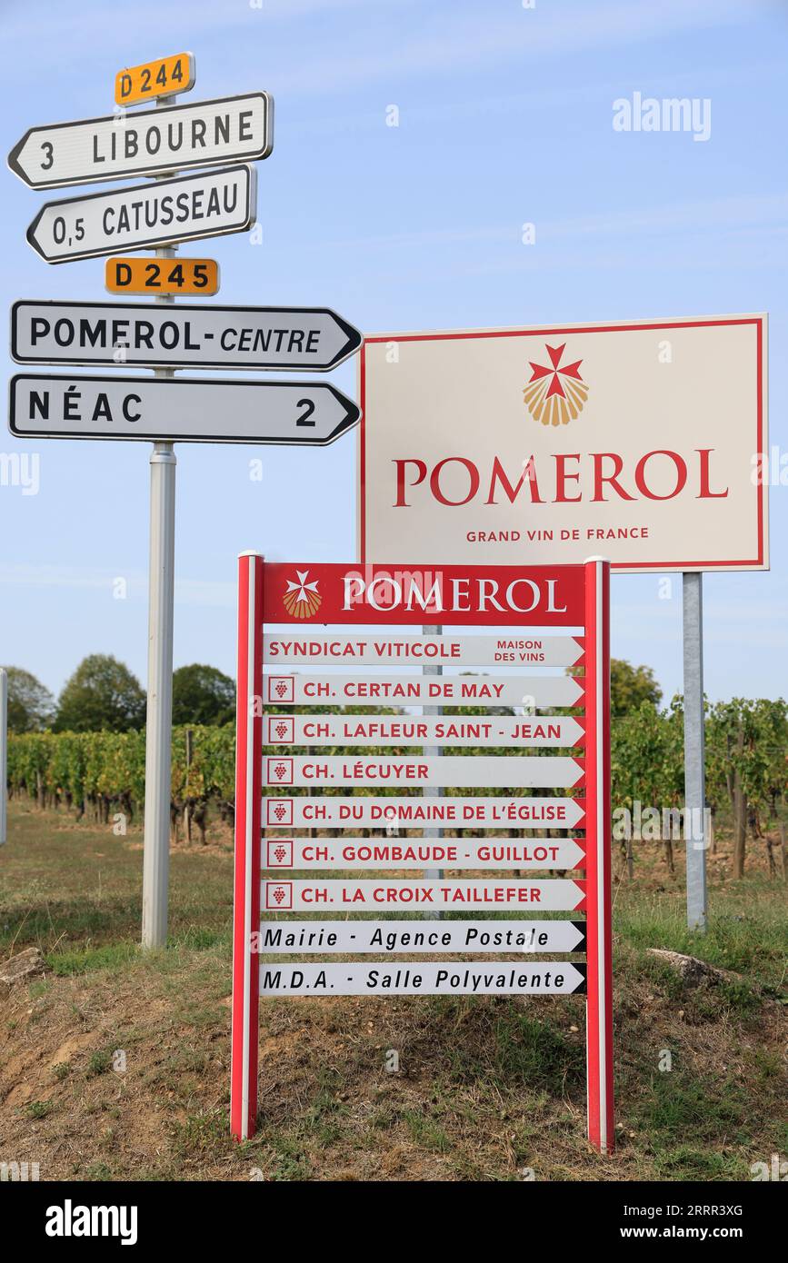 Pomerol. In den Weinbergen und Weinbergen von Pommern. Herstellung von Rotwein. Wein und Weinberg von Bordeaux-Weinen. Pomerol, Gironde, Frankreich, Europa. Stockfoto