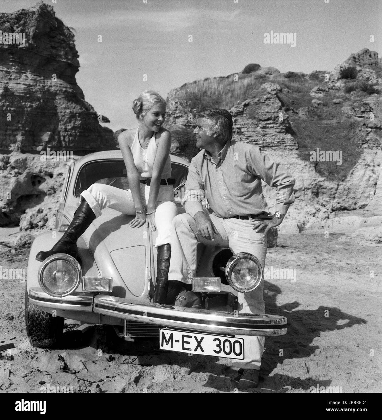 Ein Käfer gibt Vollgas, Filmkomödie, Deutschland/Schweiz 1972, Regie: Rudolf Zehetgruber, Darsteller: Heidi Hansen, Joachim Blacky Fuchsberger Stockfoto