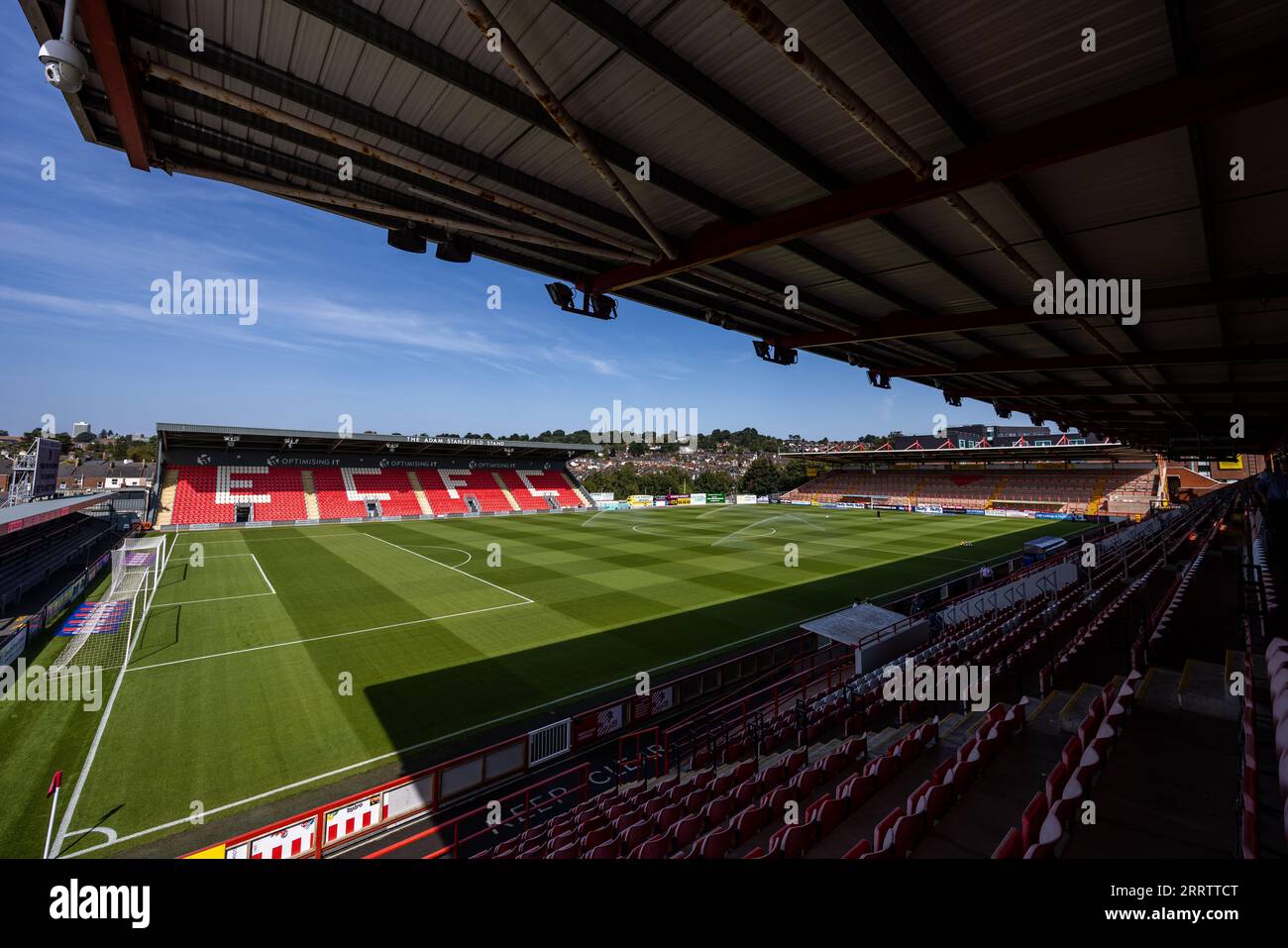 Eine allgemeine Innenansicht des Geländes vor dem Spiel der Sky Bet League One im St James Park, Exeter. Bilddatum: Samstag, 9. September 2023. Stockfoto