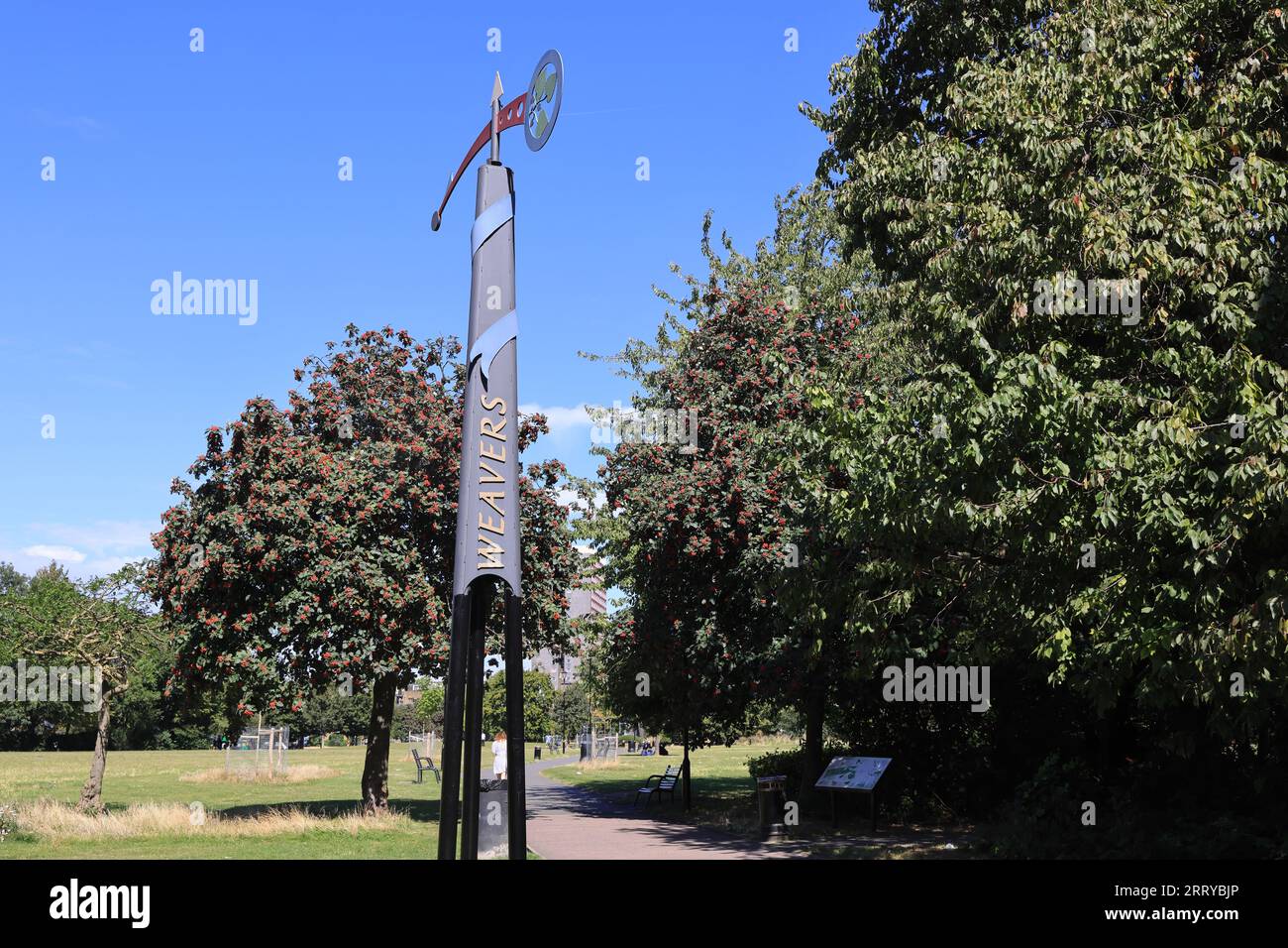 Weavers Fields, benannt nach der historischen Seidenweberei, dem größten Park in Bethnal Green, Tower Hamlets, East London, UK Stockfoto