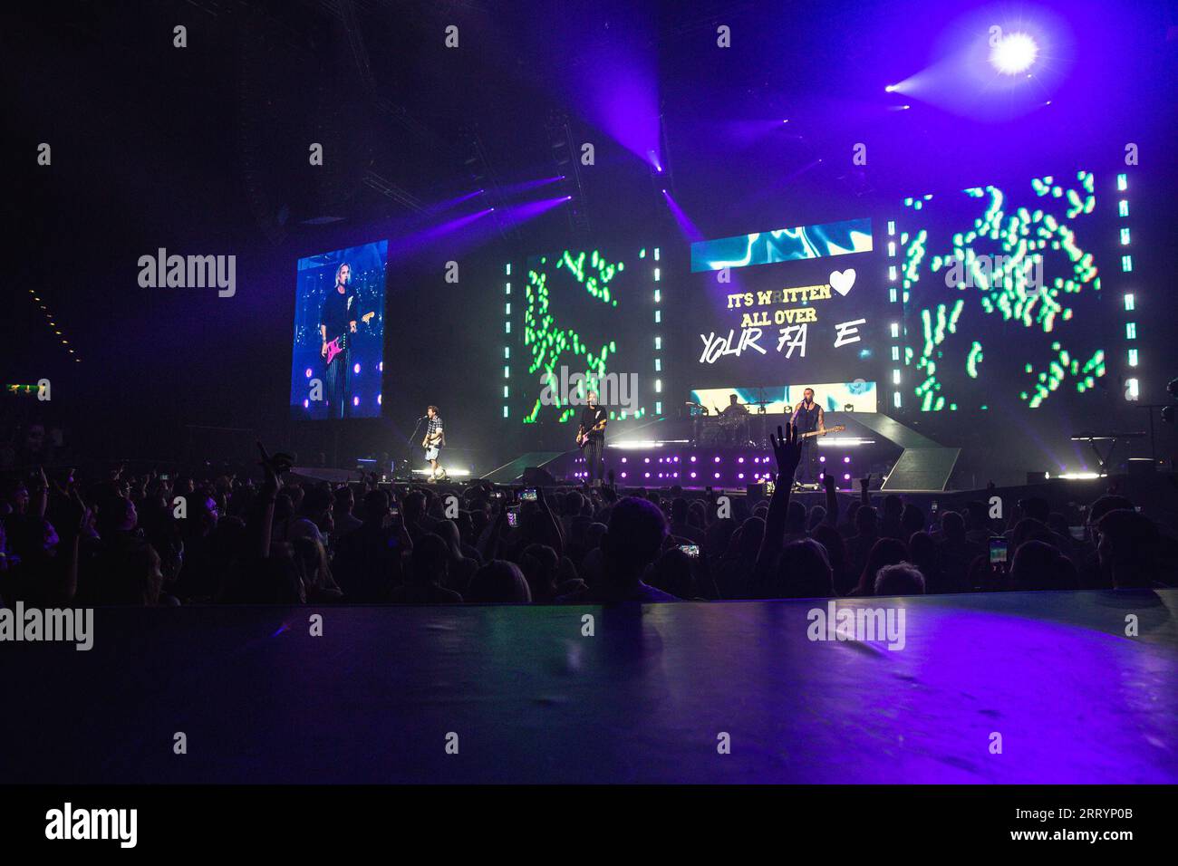 9. September 2023: James Bourne, Matt Willis und Charlie Simpson von der britischen Pop-Punk-Band â€˜Bustedâ€™ treten in der Birmingham Arena auf ihrer 20th Anniversary Tour 2023 auf (Credit Image: © Myles Wright/ZUMA Press Wire) NUR REDAKTIONELL! Nicht für kommerzielle ZWECKE! Stockfoto