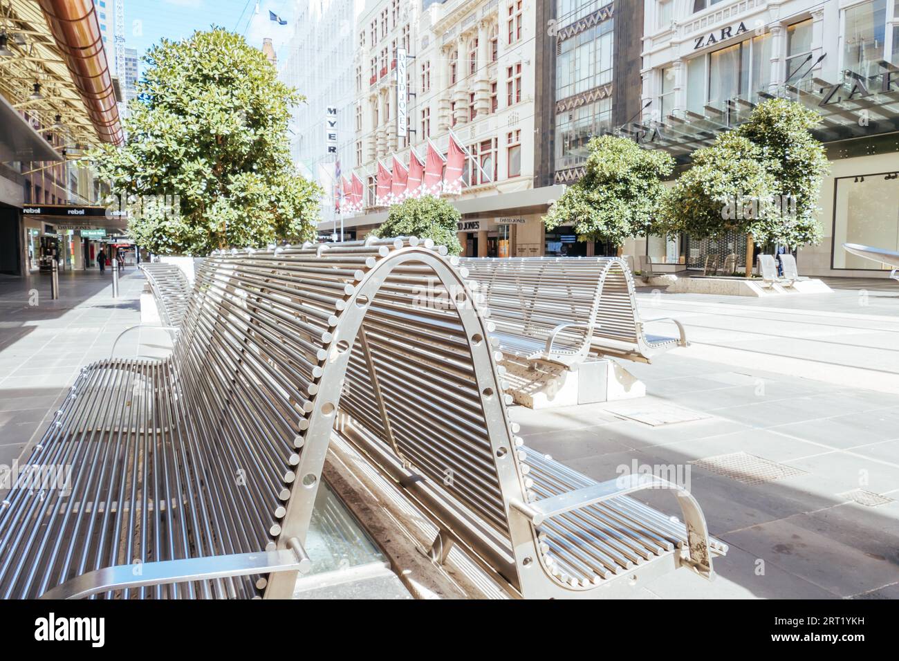Melbourne, Australien, 25. Oktober 2020: Die Bourke St in Melbourne ist während der Coronavirus-Pandemie und der damit verbundenen Sperrung ruhig und leer Stockfoto