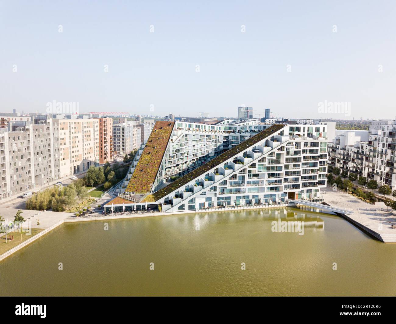 Kopenhagen, Dänemark, 26. August 2019: Luftaufnahme des 8 Tallet-Gebäudes, entworfen vom berühmten dänischen Architekten Bjarke Ingels Stockfoto