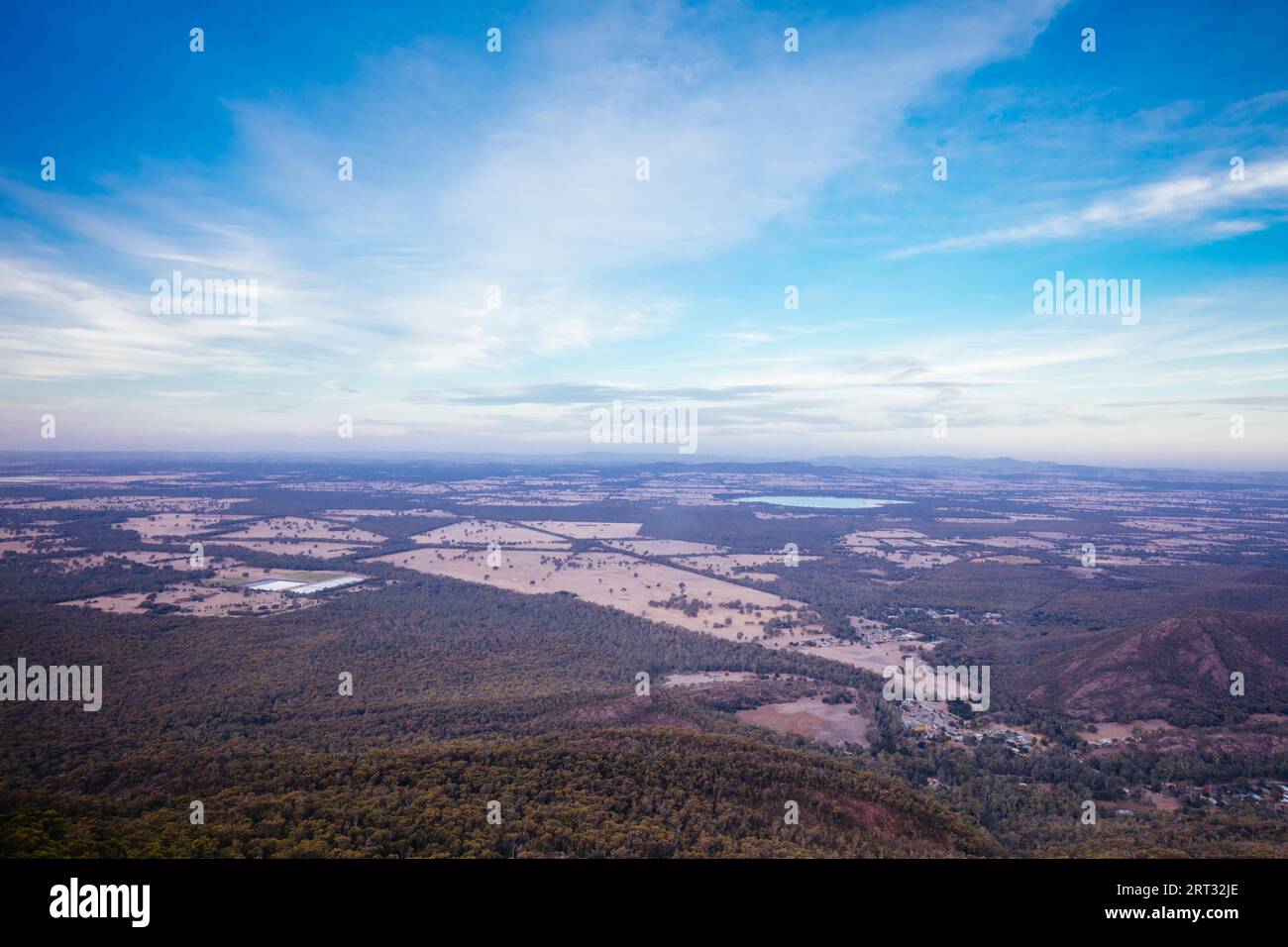 Der Blick bei Sonnenuntergang vom Boroka Lookout in Richtung Stawell in den Grampians, Victoria, Australien Stockfoto