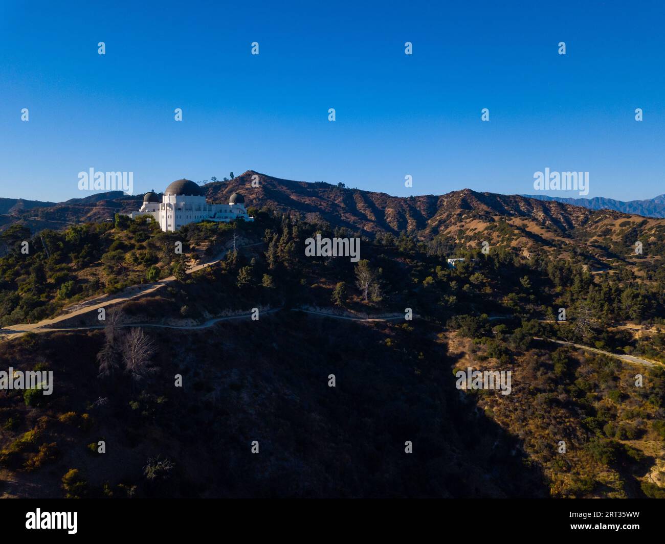 Luftaufnahmen des Griffith Park Observatory im Griffith Park, Los Angeles, Kalifornien. Stockfoto