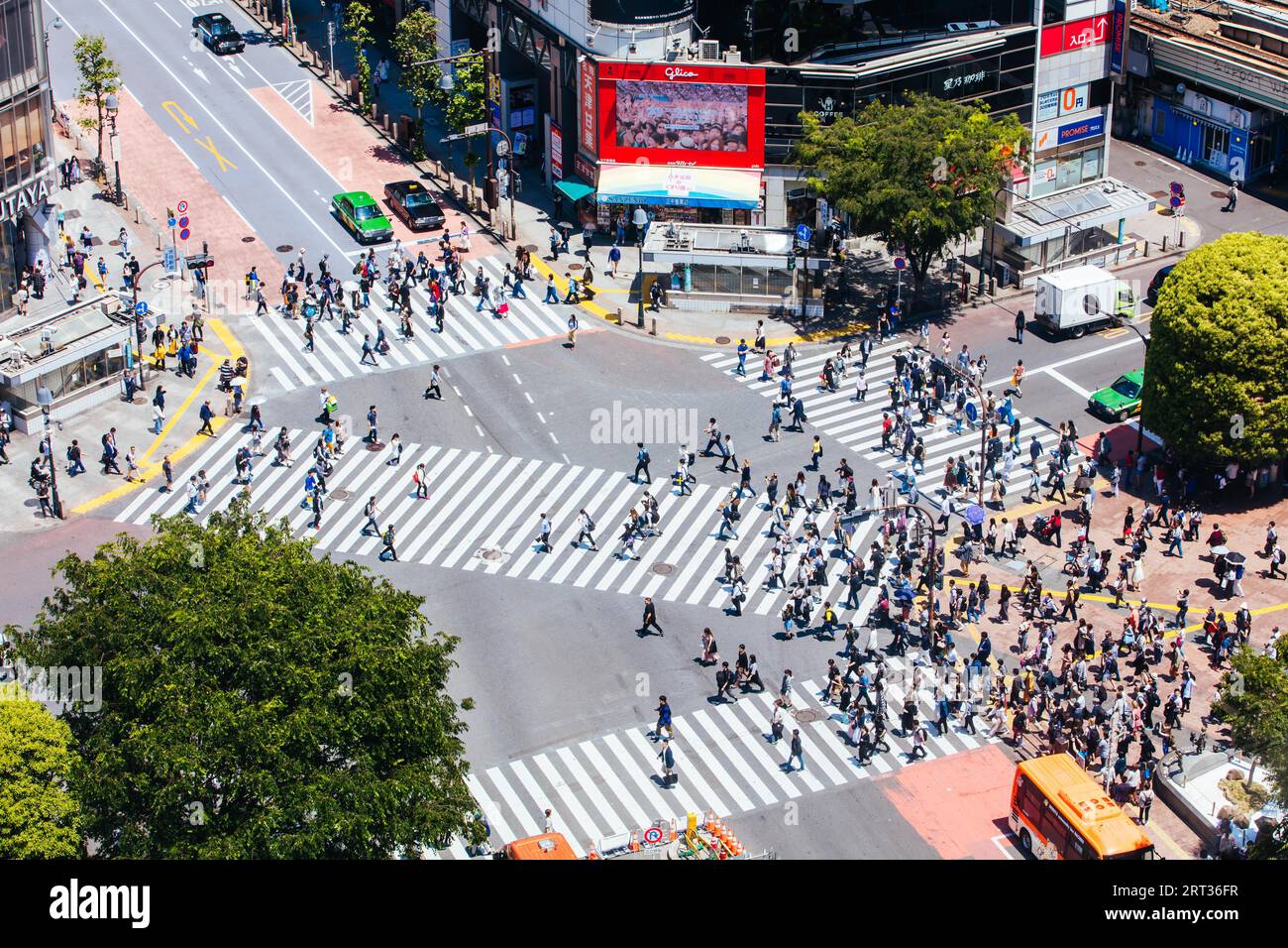 TOKIO, JAPAN, 11. MAI 2019, Shibuya Crossing ist eine der meistgenutzten Fußgängerübergänge der Welt im Zentrum von Tokio, Japan Stockfoto